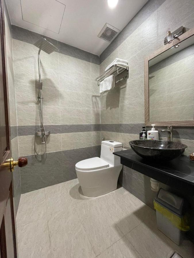 Y Linh Hotel Quy Nhon Exteriör bild
