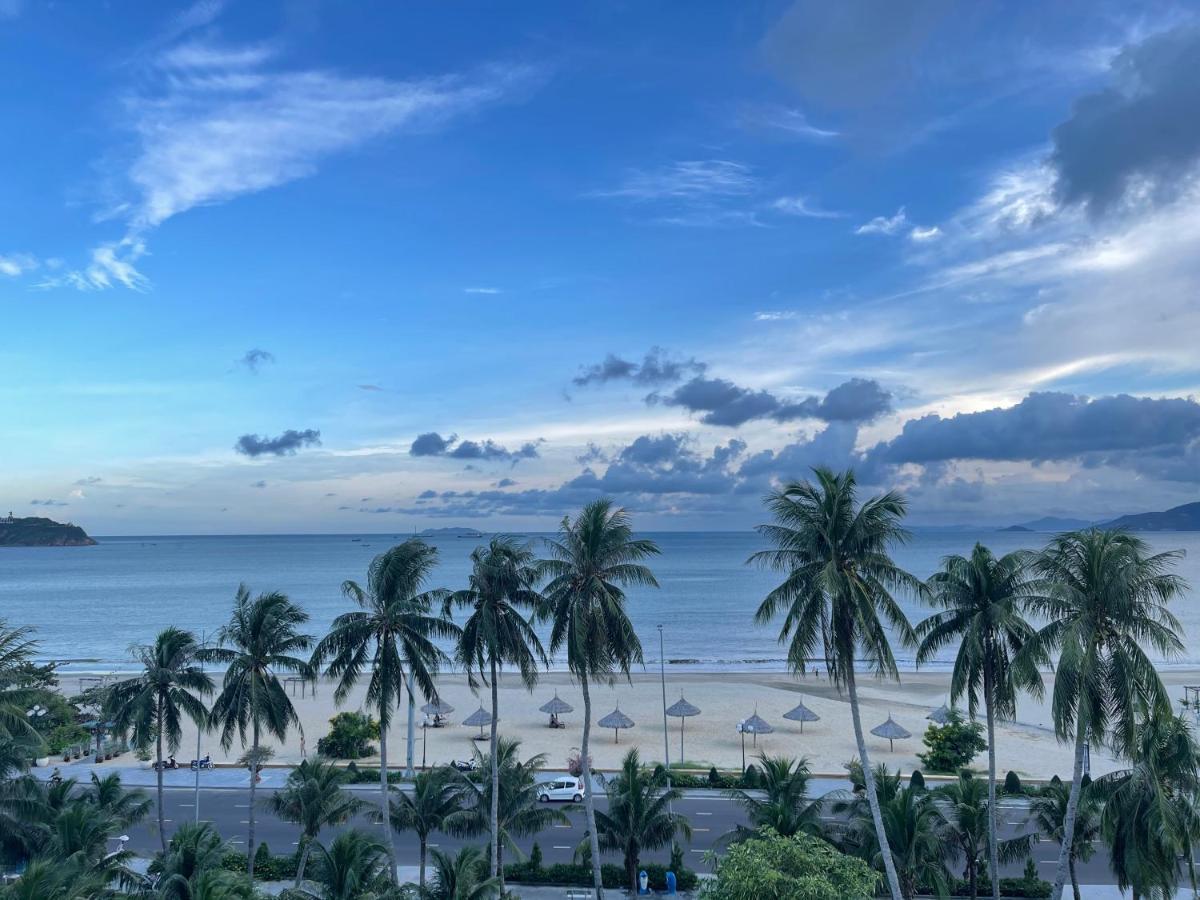 Y Linh Hotel Quy Nhon Exteriör bild